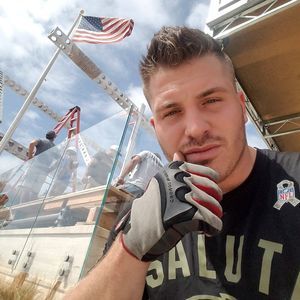 Meet your Posher, Seth